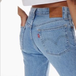 Aritzia - Levi’s 501 skinny